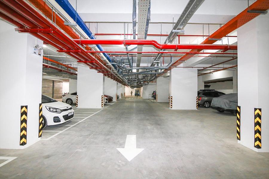 Austin Home Apartment Sky Center - Near Tan Son Nhat Airport 胡志明市 外观 照片